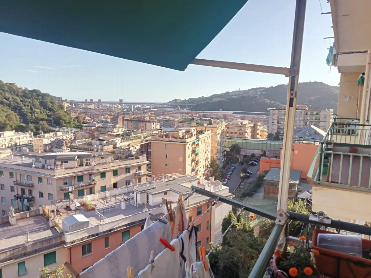 Appartamento in vendita a Genova, Rivarolo - foto 2