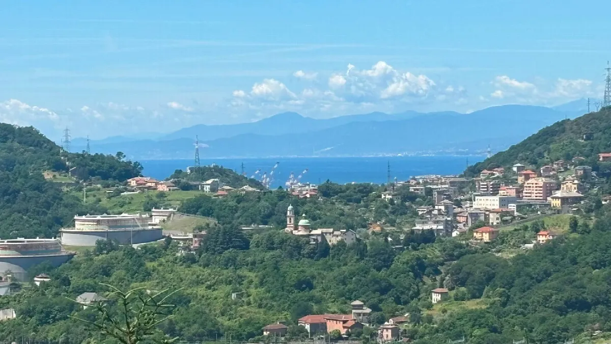 Appartamento in vendita a Genova, Rivarolo - foto 1