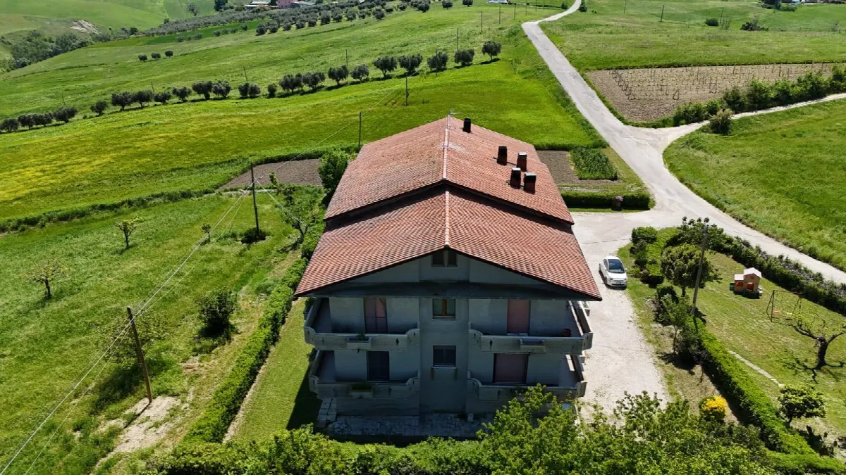 Appartamento in vendita a Bellante - foto 3
