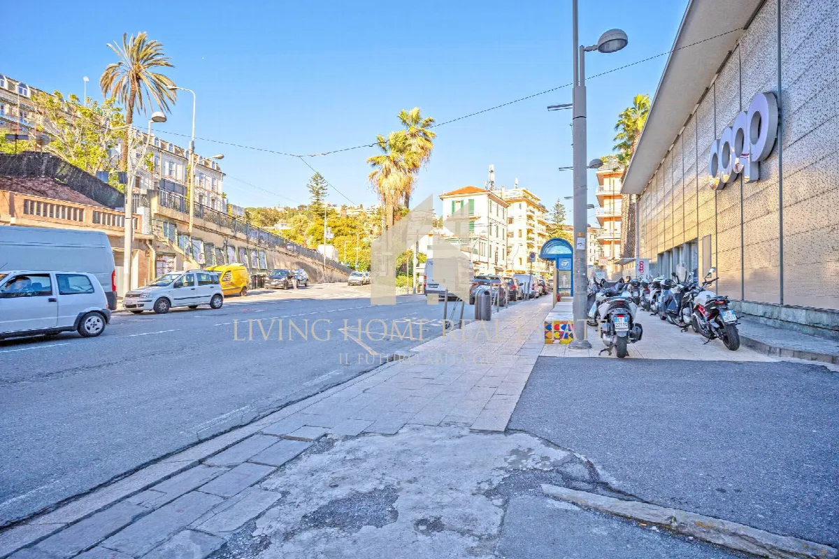 Appartamento in vendita a Sanremo, Foce - foto 1