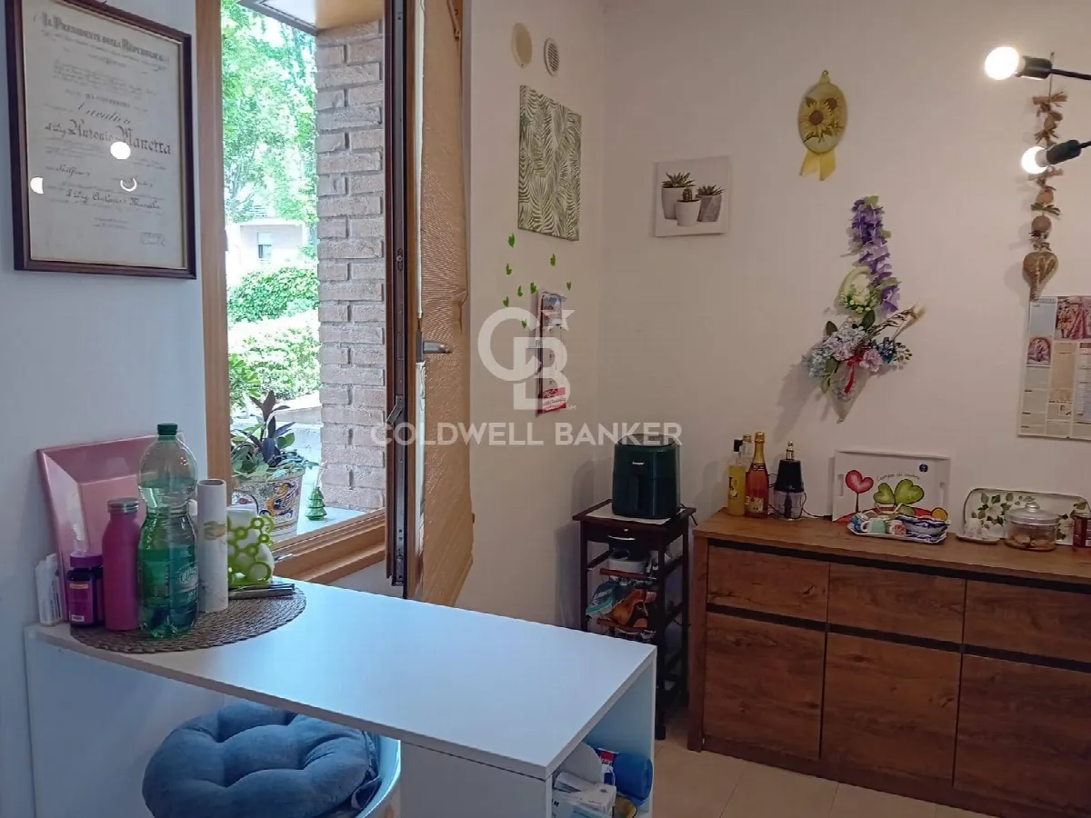 Appartamento in vendita a Sutri, centro - foto 10
