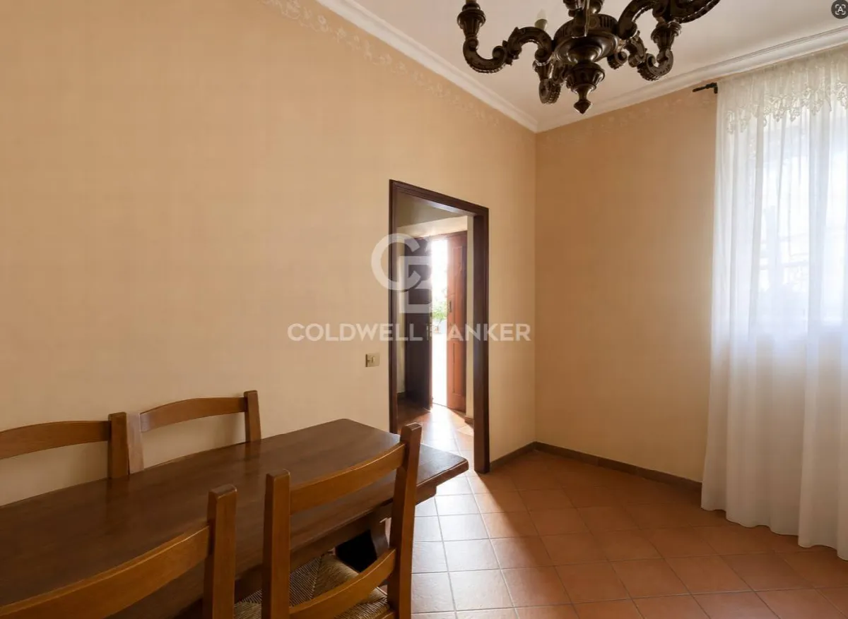 Appartamento indipendente in vendita a Sutri, centro storico - foto 4