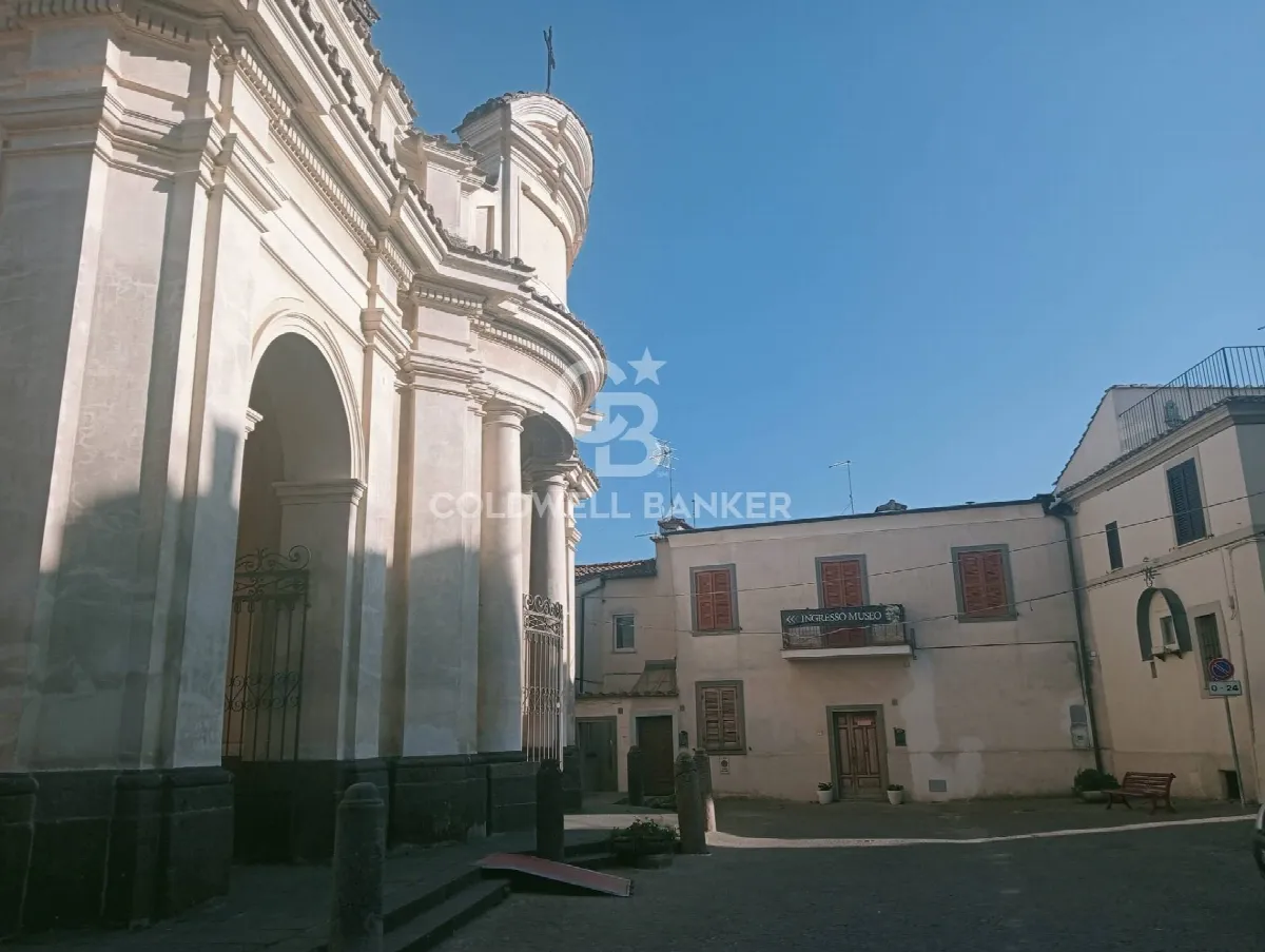 Appartamento indipendente in vendita a Sutri, centro storico - foto 9
