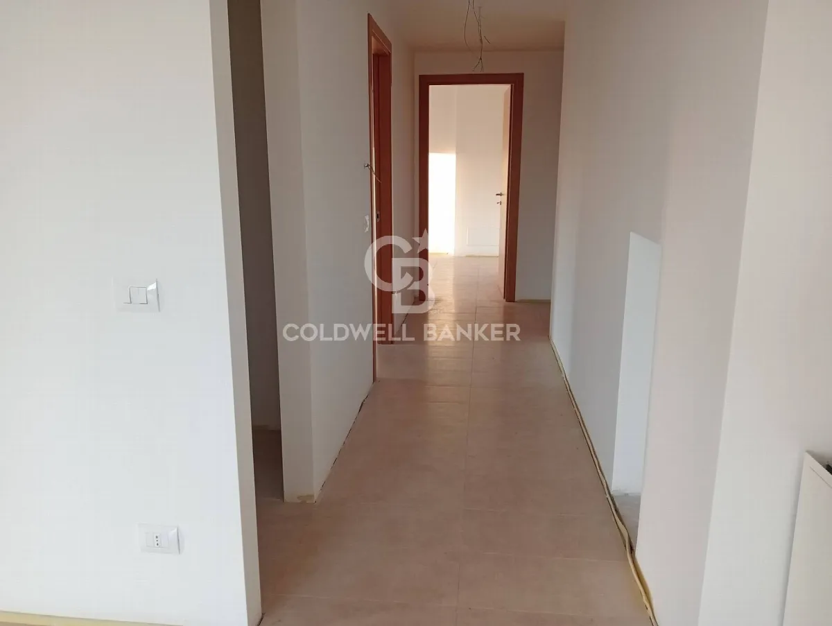 Appartamento in vendita a Sutri, centro - foto 2