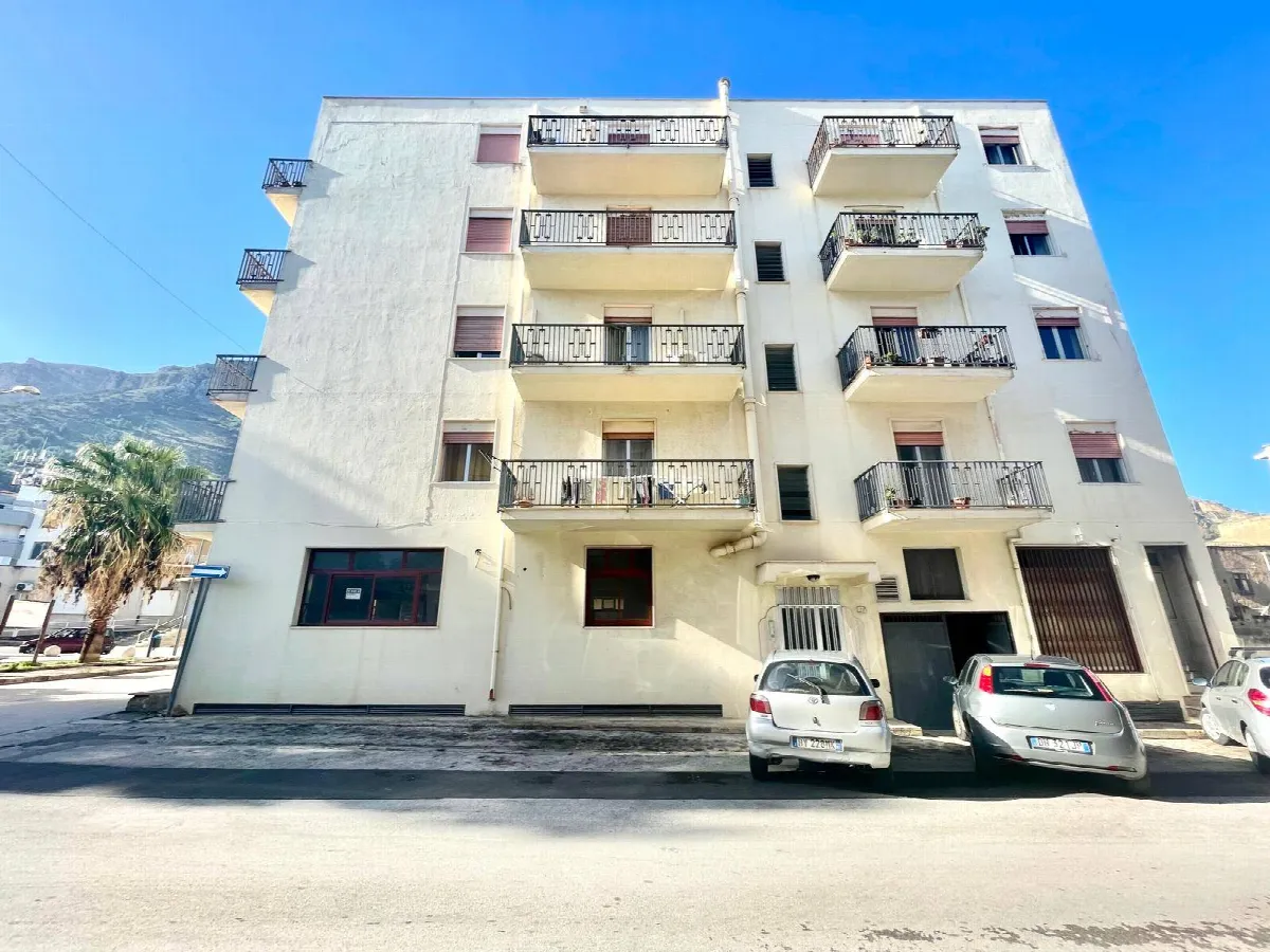 Appartamento in vendita a Castellammare del Golfo, Centro Città - foto 3