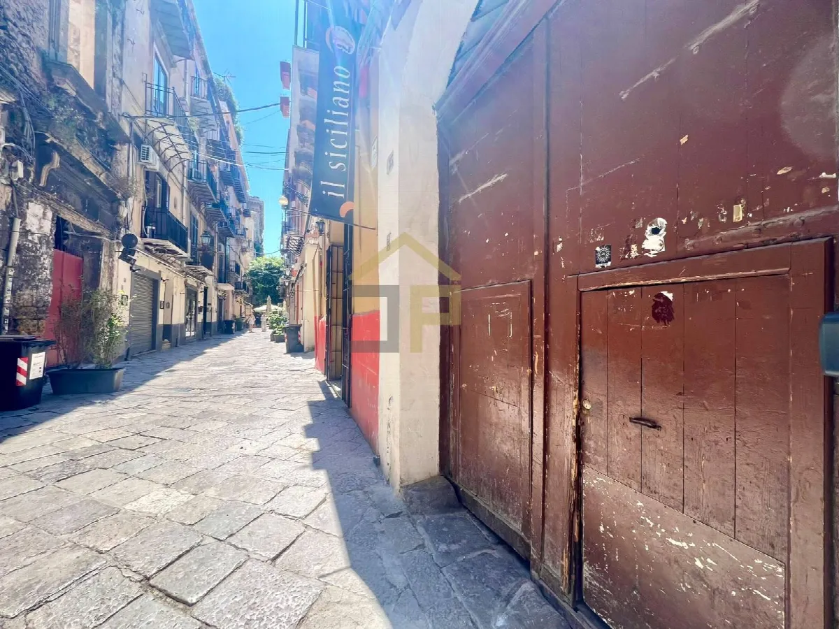 Appartamento in vendita a Palermo, Centro storico - foto 2