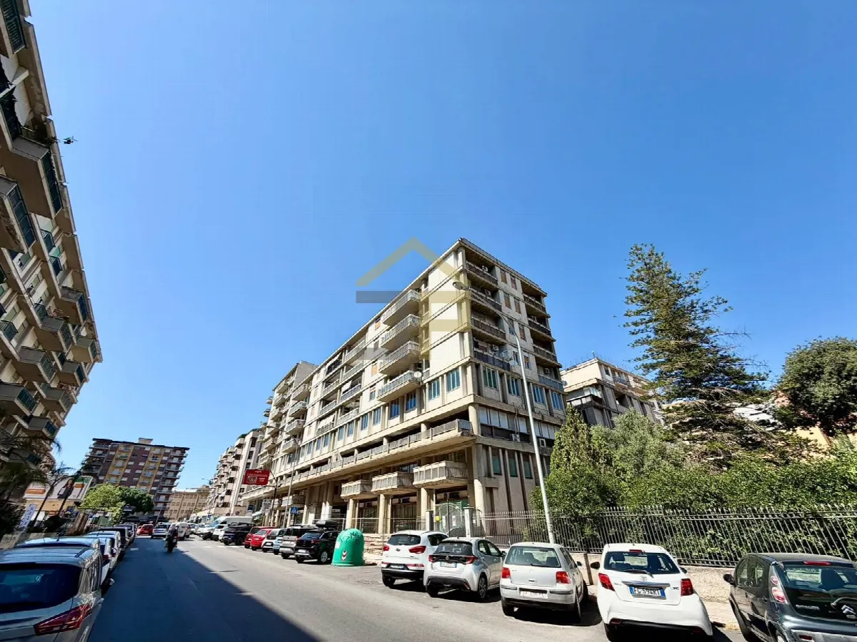 Appartamento in vendita a Palermo - foto 2