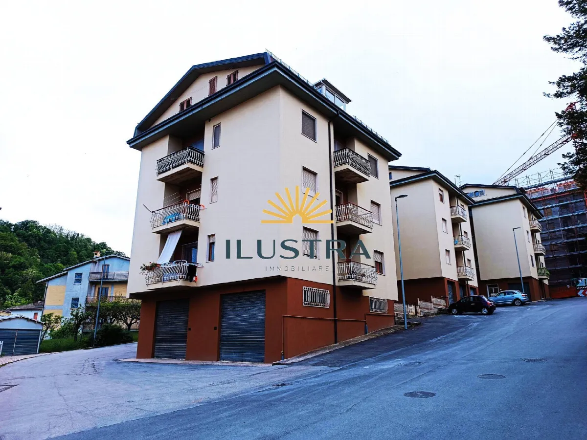 Appartamento in vendita a Comunanza - foto 1