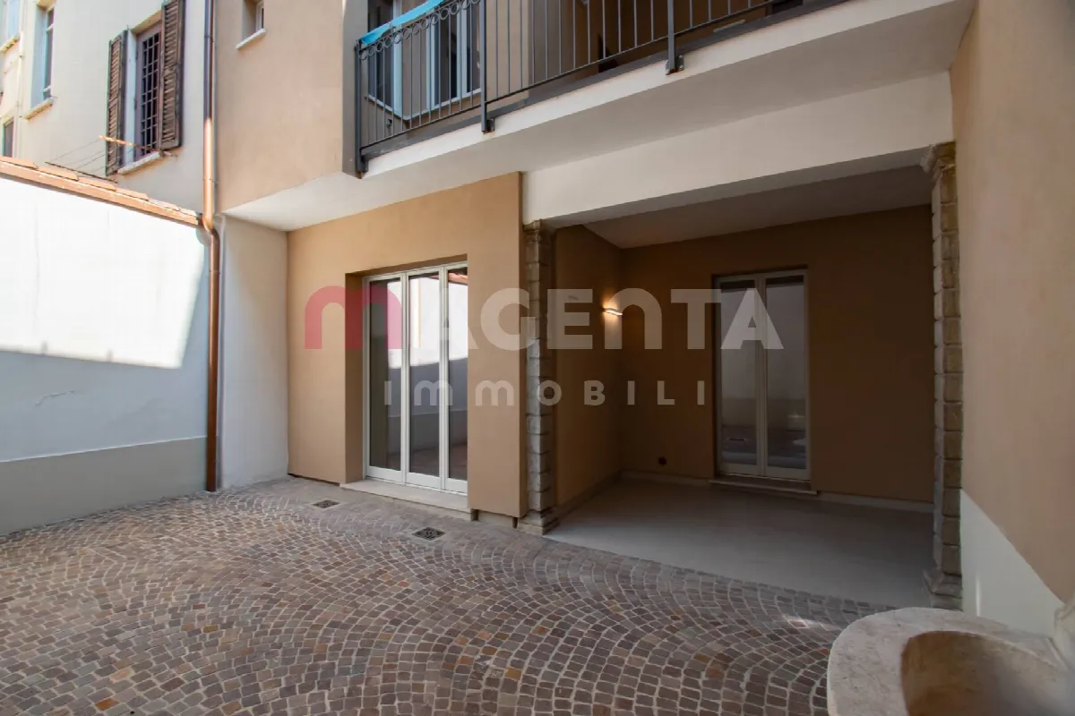 Appartamento in vendita a Brescia, Centro storico pregiato - foto 1