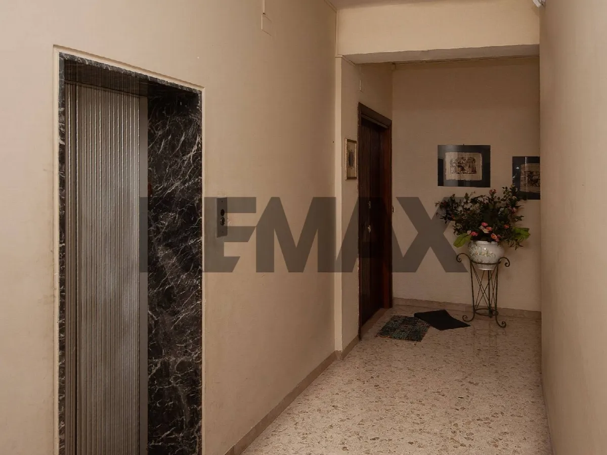 Appartamento in vendita a Frosinone, Centro - foto 2