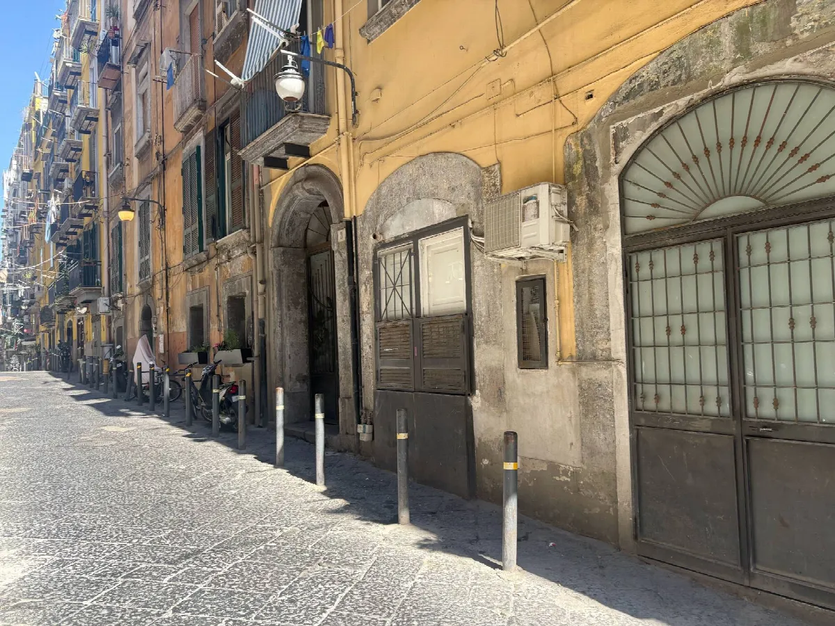Appartamento in vendita a Napoli, San Ferdinando - foto 4
