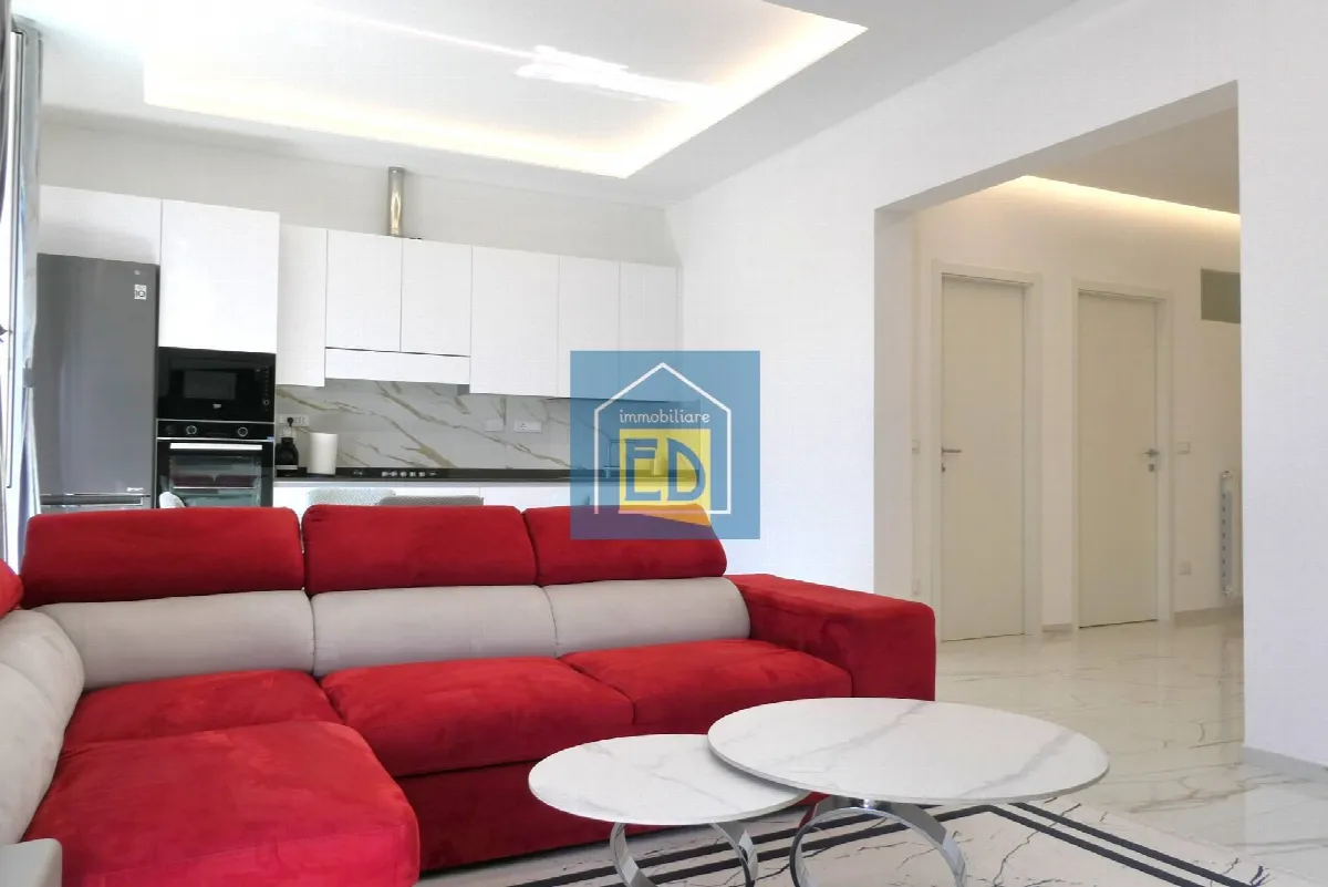 Appartamento in vendita a Savona, Centro - foto 2
