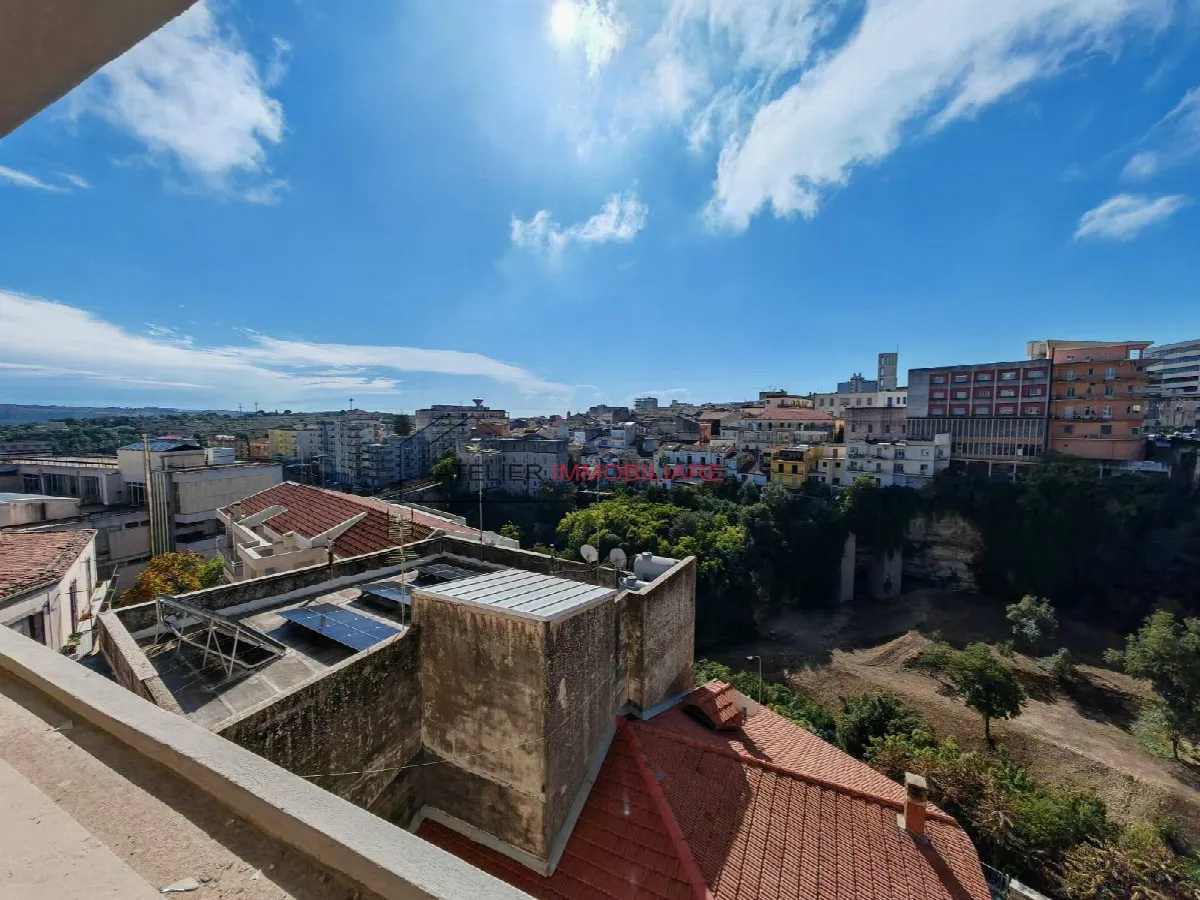 Studio / Ufficio in vendita a Ragusa, Centro - foto 2