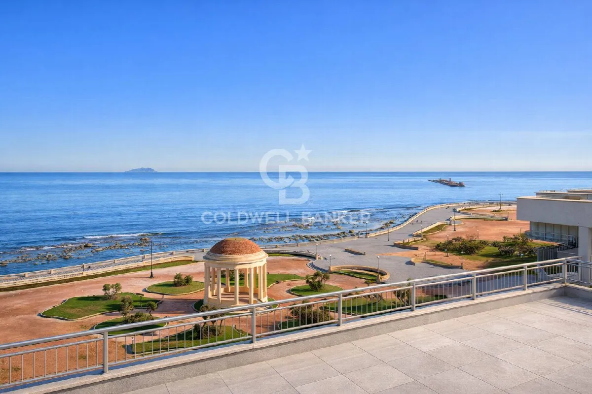 1 locale in vendita a Livorno, Lungomare - foto 1