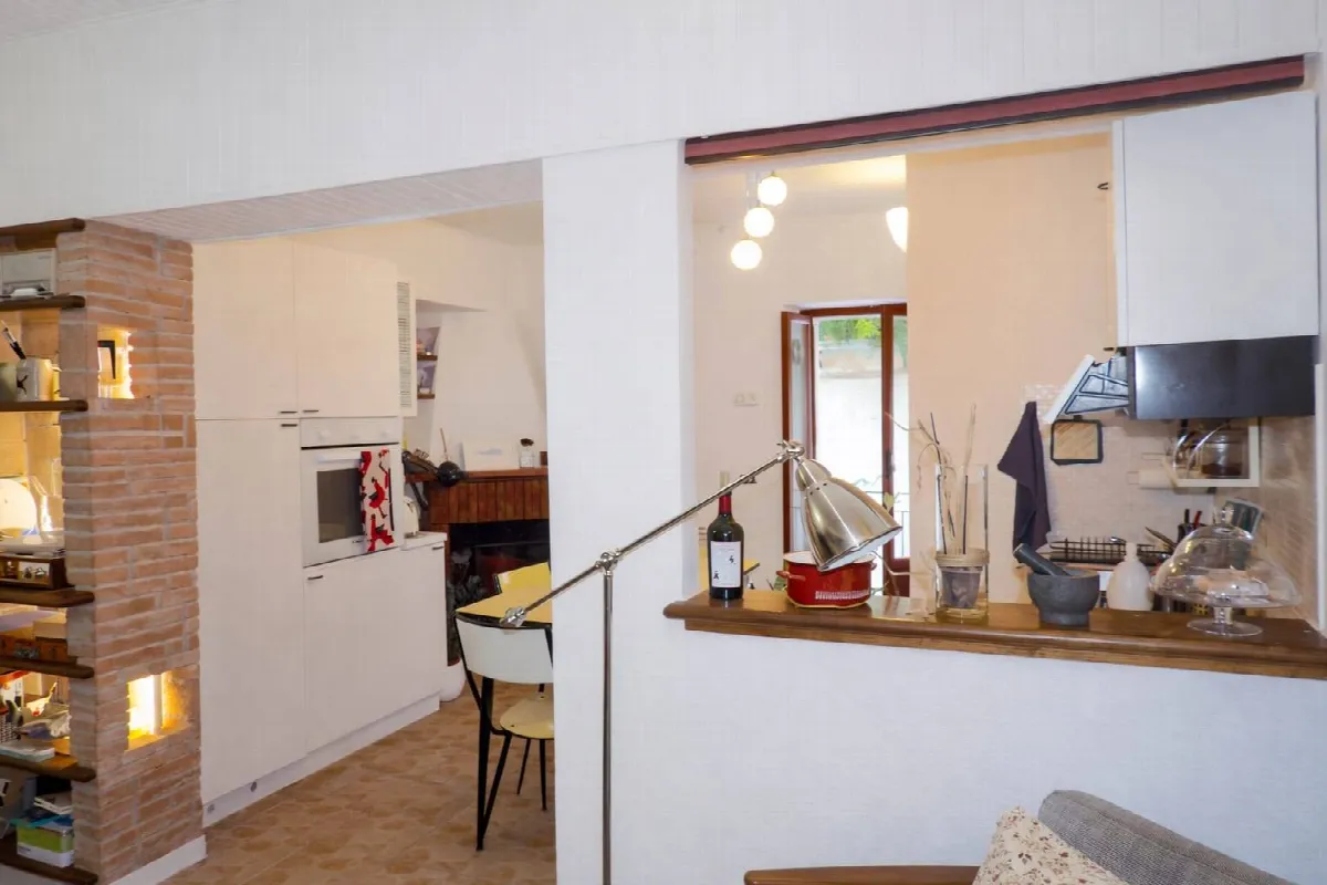 Appartamento in vendita a Terni, Collescipoli - foto 2