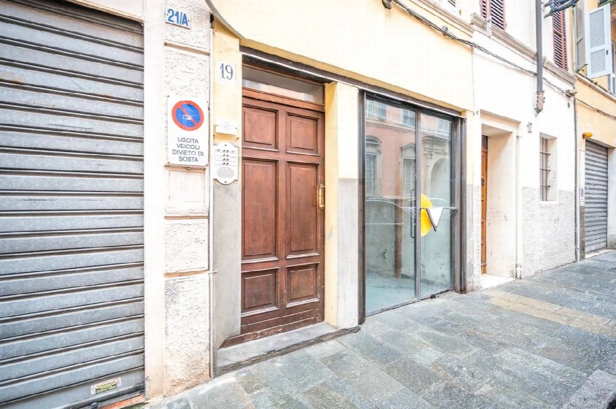 Appartamento in vendita a Parma, Centro storico - foto 1