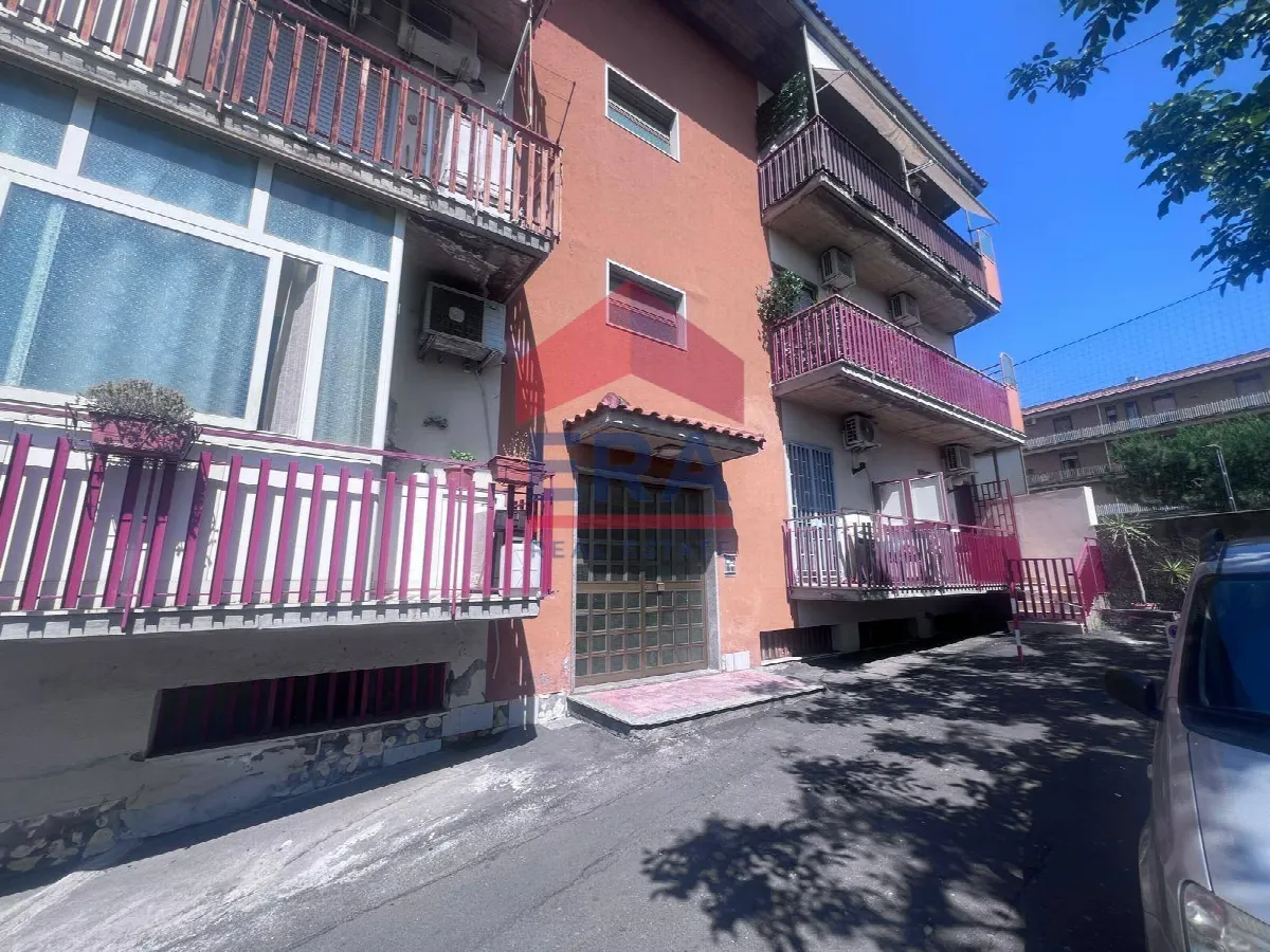Appartamento in vendita a Aci Catena, Aci San Filippo - foto 1