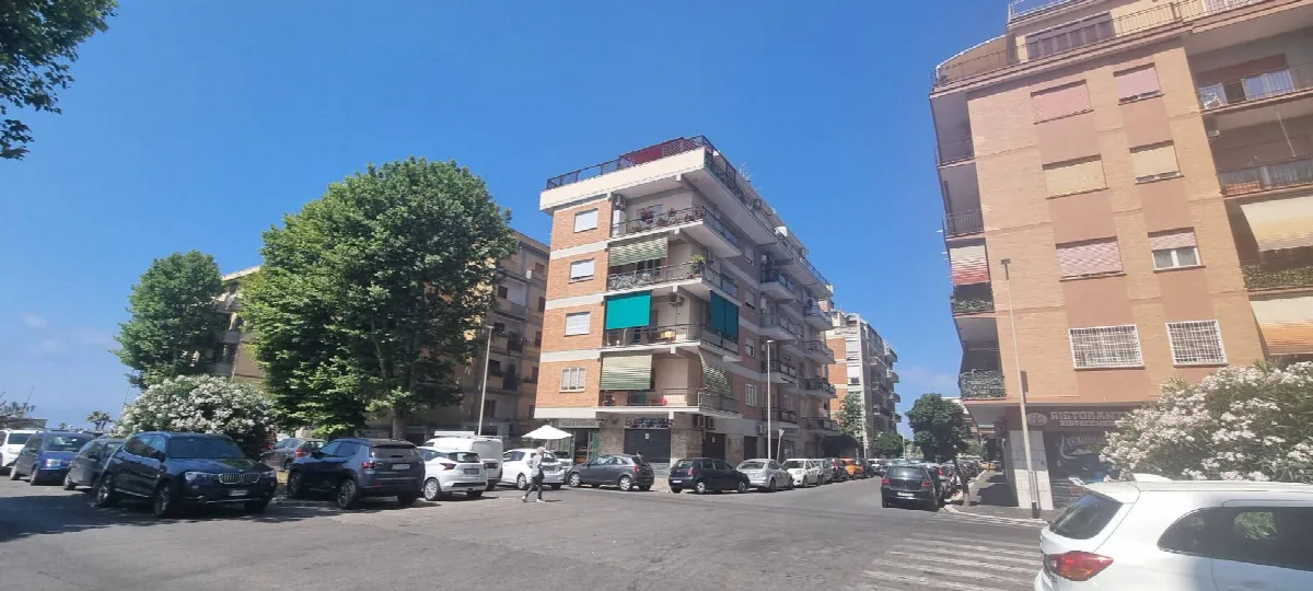 Appartamento in vendita a Roma, Ostia Centro - foto 1