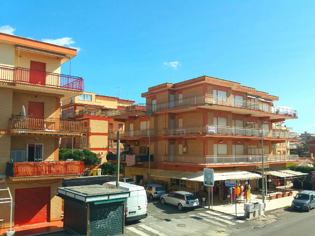 Appartamento in vendita a Pomezia, Torvaianica - foto 1