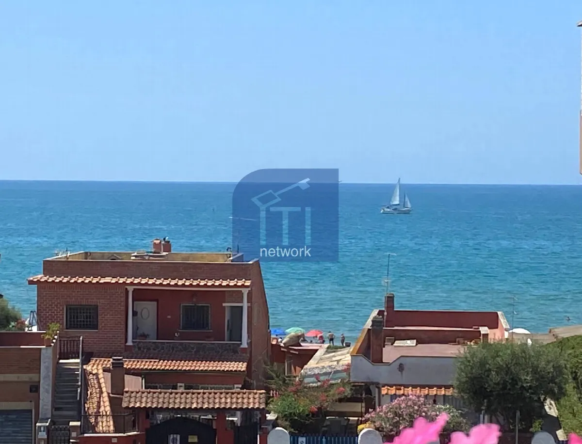 Appartamento in vendita a Pomezia, Torvaianica - foto 3