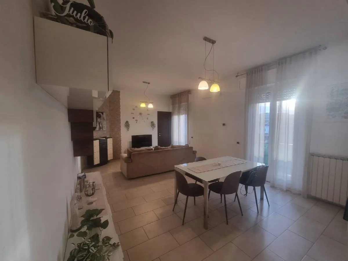 Appartamento in vendita a Deruta, San Nicolò di Celle - foto 2