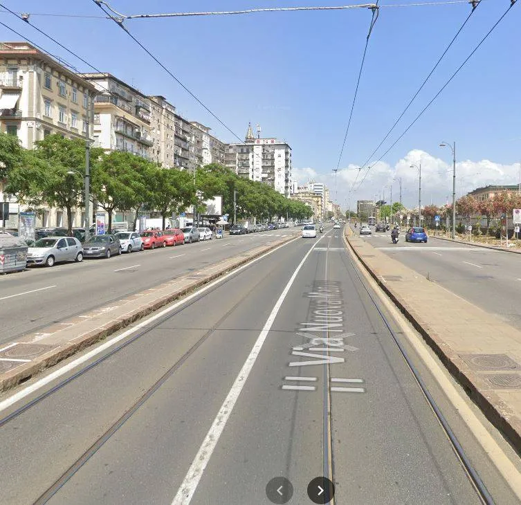 Appartamento in vendita a Napoli, Pendino - foto 1