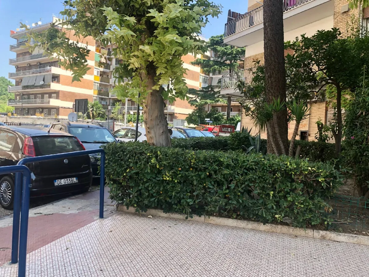 Appartamento in vendita a Napoli, Fuorigrotta - foto 2
