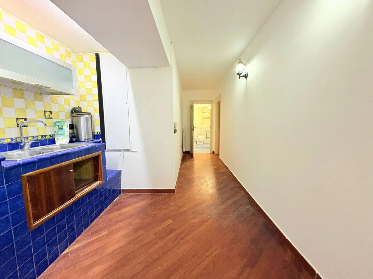 Appartamento in vendita a Napoli, San Ferdinando - foto 3