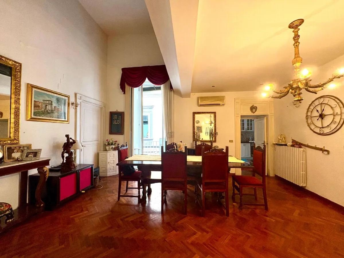 Appartamento in vendita a Napoli, San Carlo Arena - foto 7