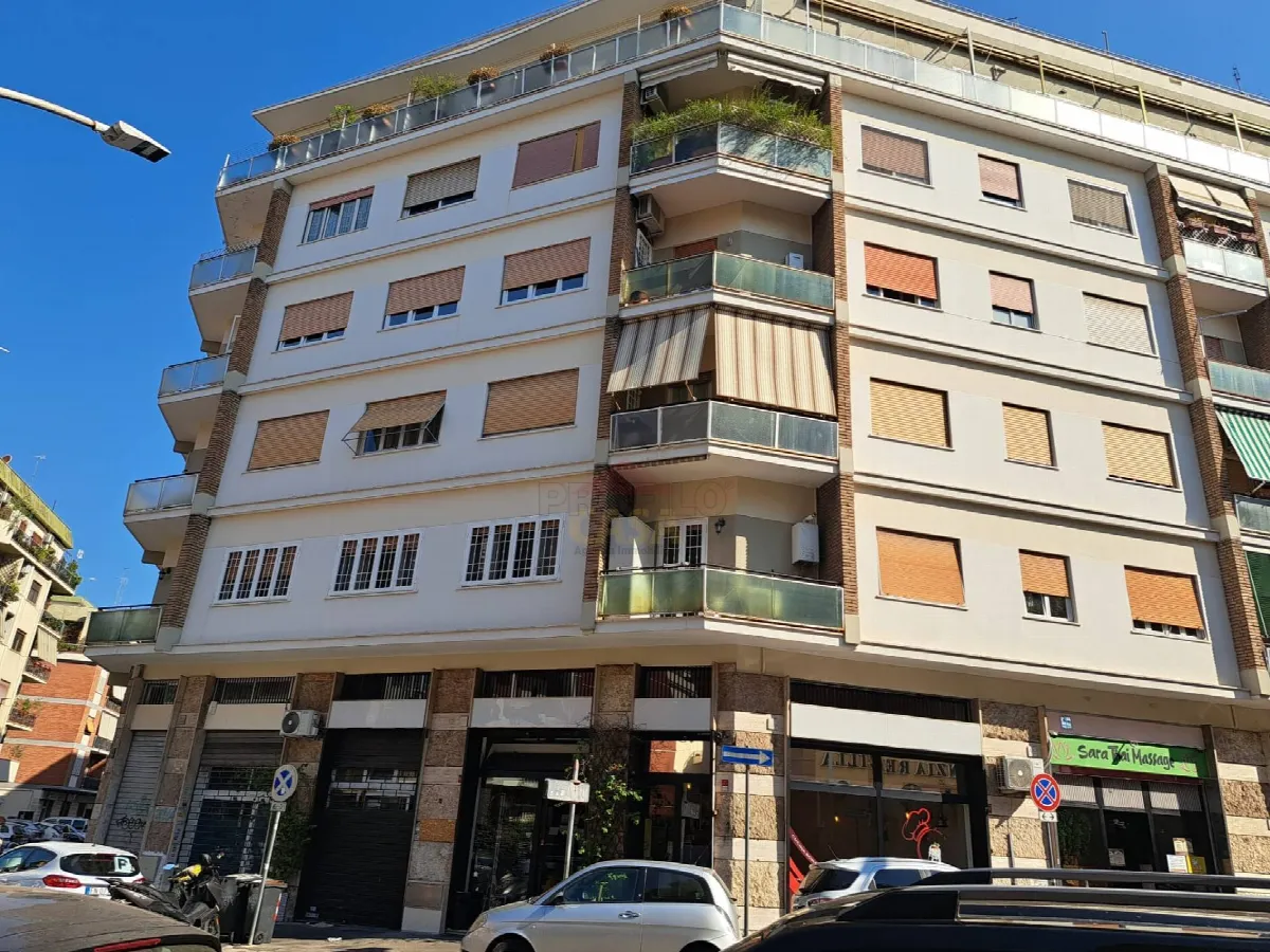 Appartamento in vendita a Roma, Appio Latino - foto 1