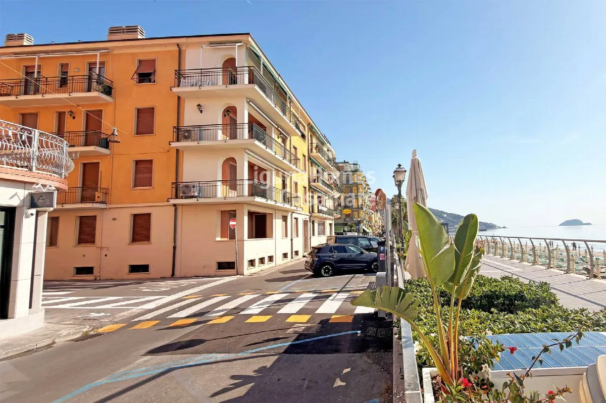 Appartamento in vendita a Alassio - foto 1