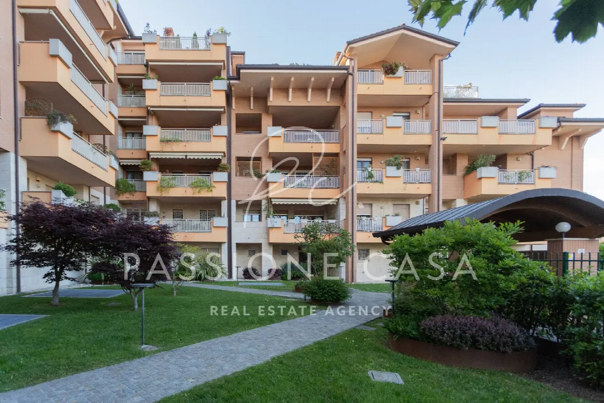 Appartamento in vendita a Segrate, Centro - foto 2