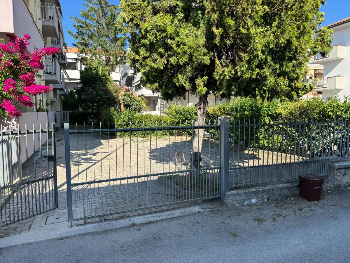 Appartamento in vendita a Alba Adriatica, Zona Mare - foto 3