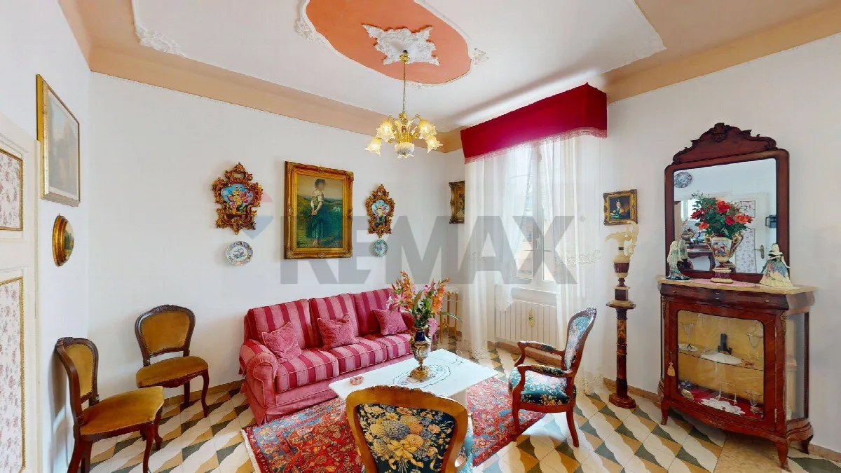 Appartamento in vendita a Villafranca in Lunigiana, Zona Centro - foto 10