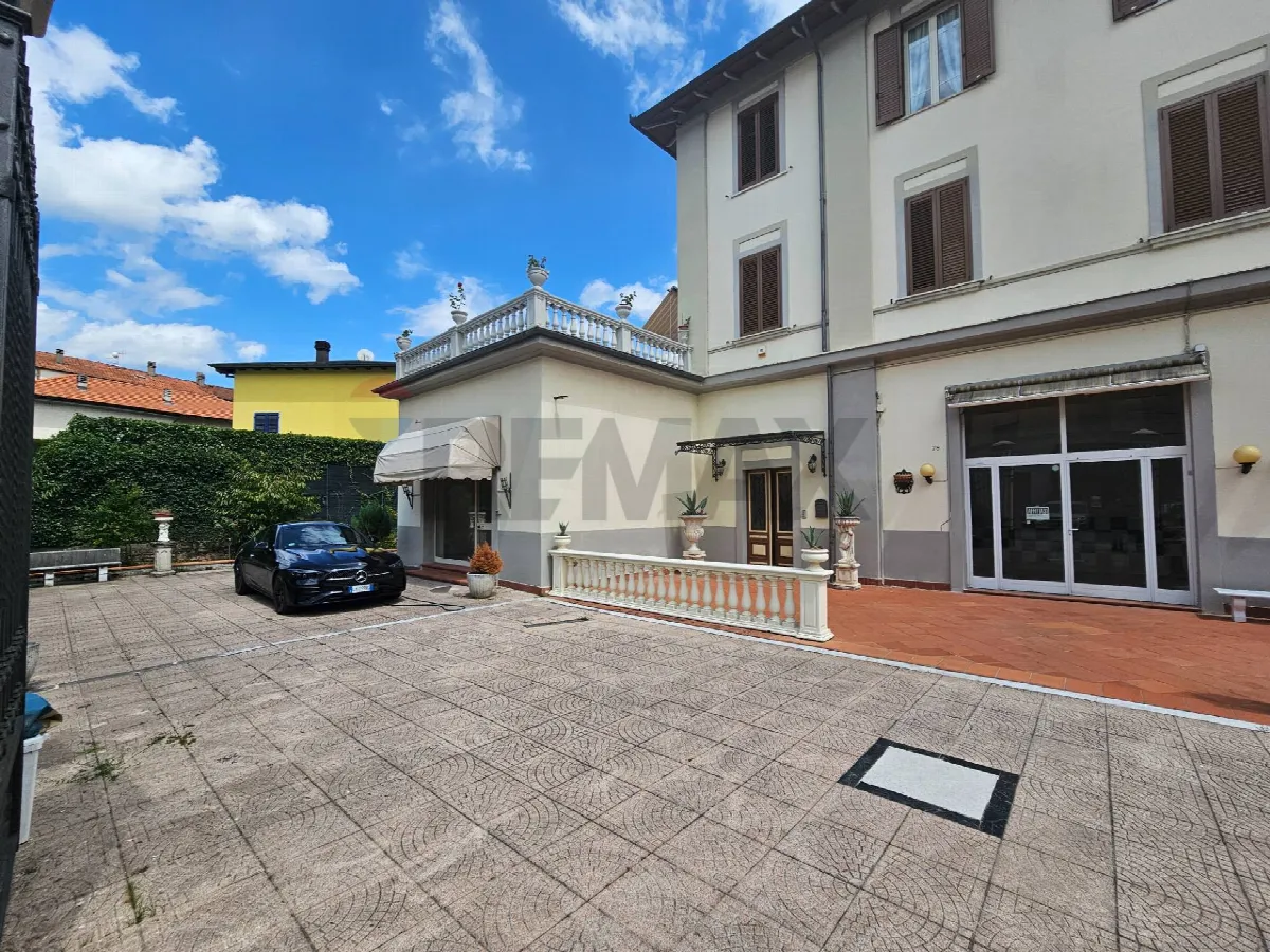 Appartamento in vendita a Villafranca in Lunigiana, Zona Centro - foto 3