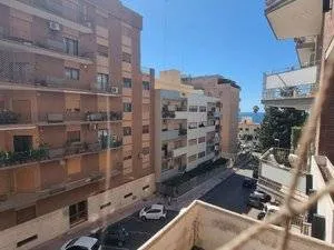 Appartamento in vendita a Taranto, Montegranaro - foto 1