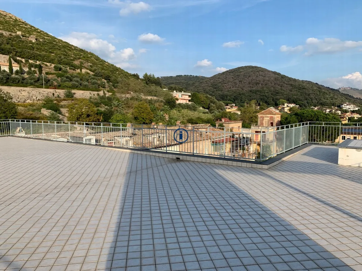 Appartamento in vendita a Caserta, San Leucio - foto 6