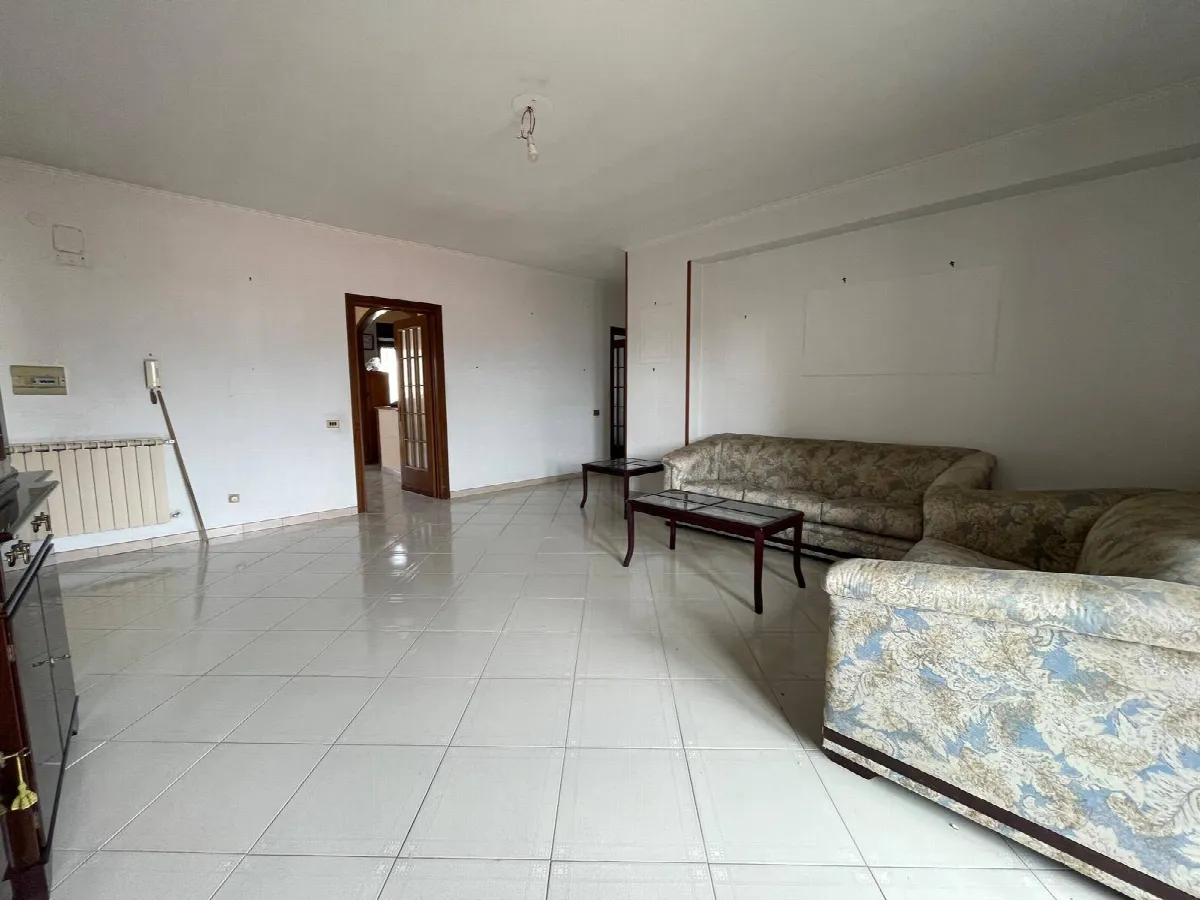 Appartamento in vendita a San Nicola la Strada - foto 4