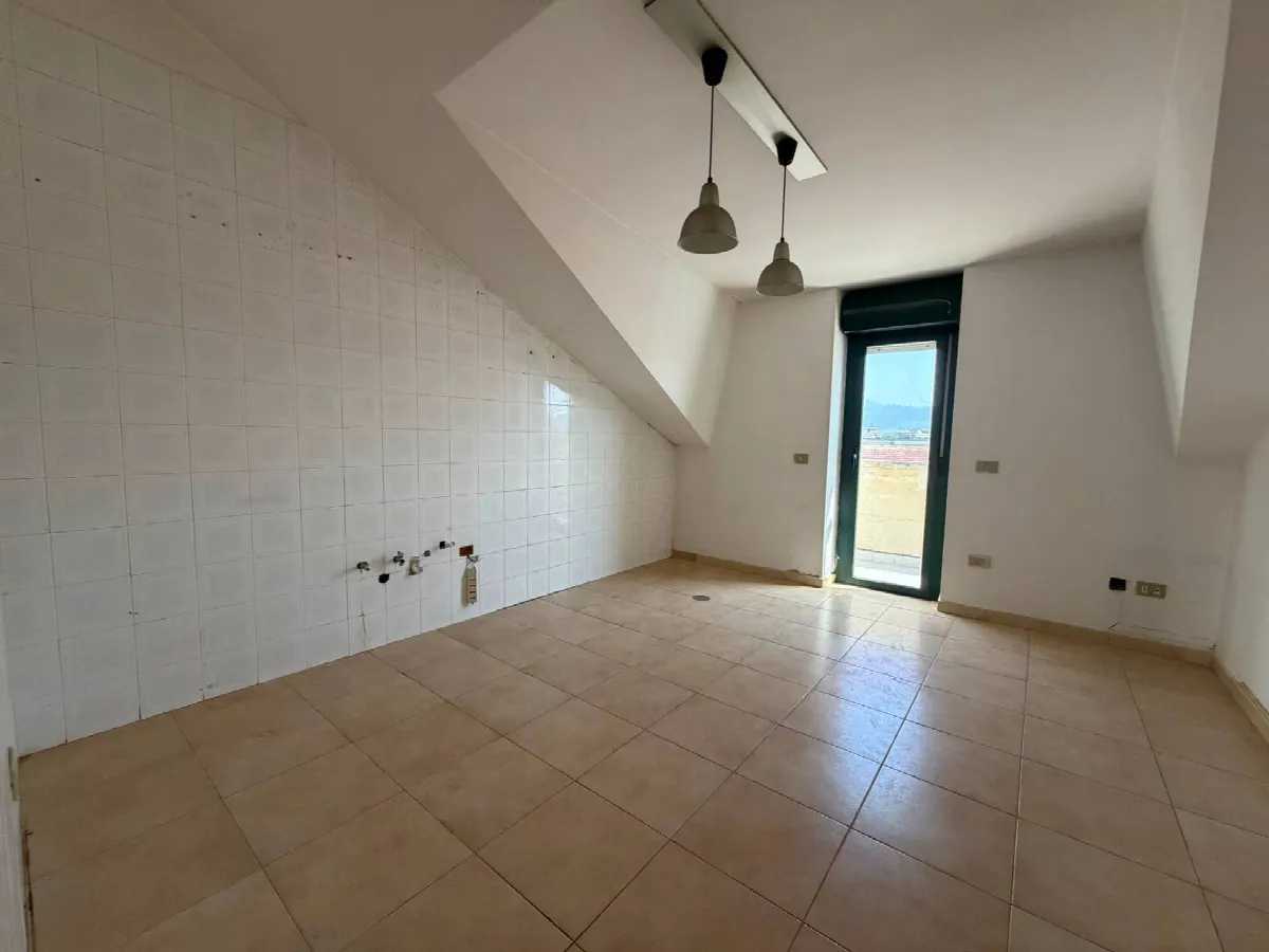 Appartamento in vendita a San Nicola la Strada - foto 10