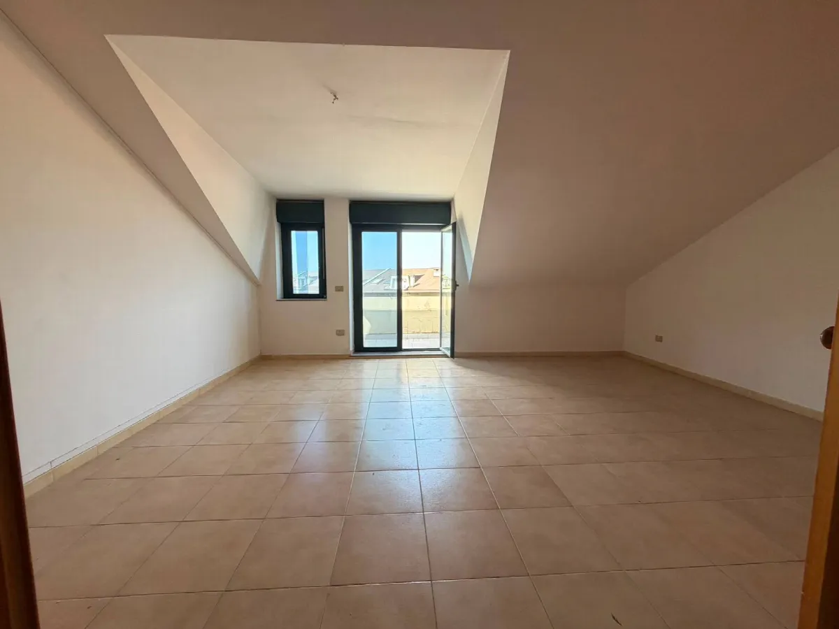 Appartamento in vendita a San Nicola la Strada - foto 3