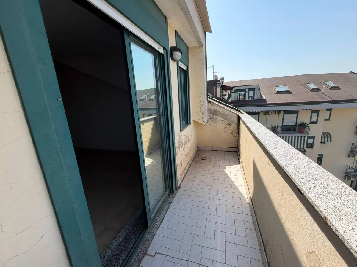 Appartamento in vendita a San Nicola la Strada - foto 8