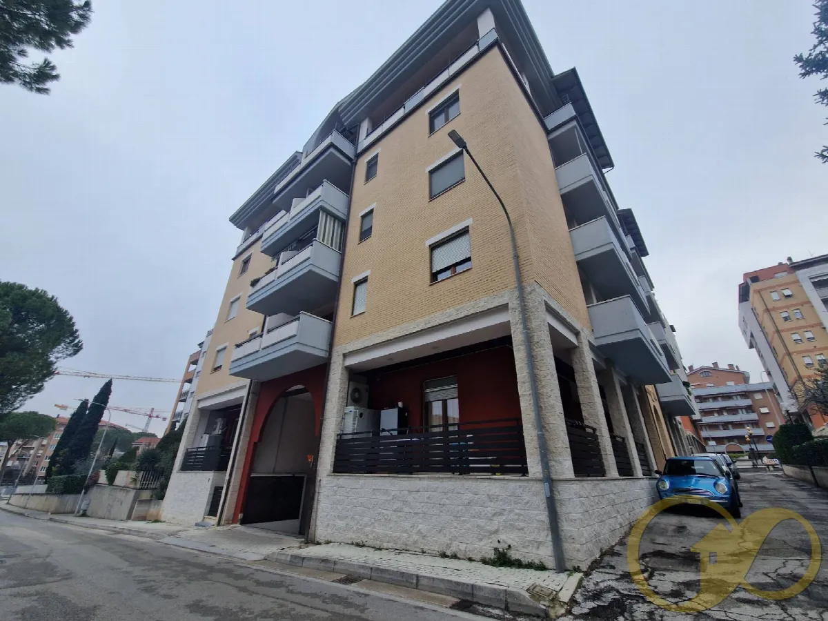 Appartamento in vendita a Tolentino - foto 1