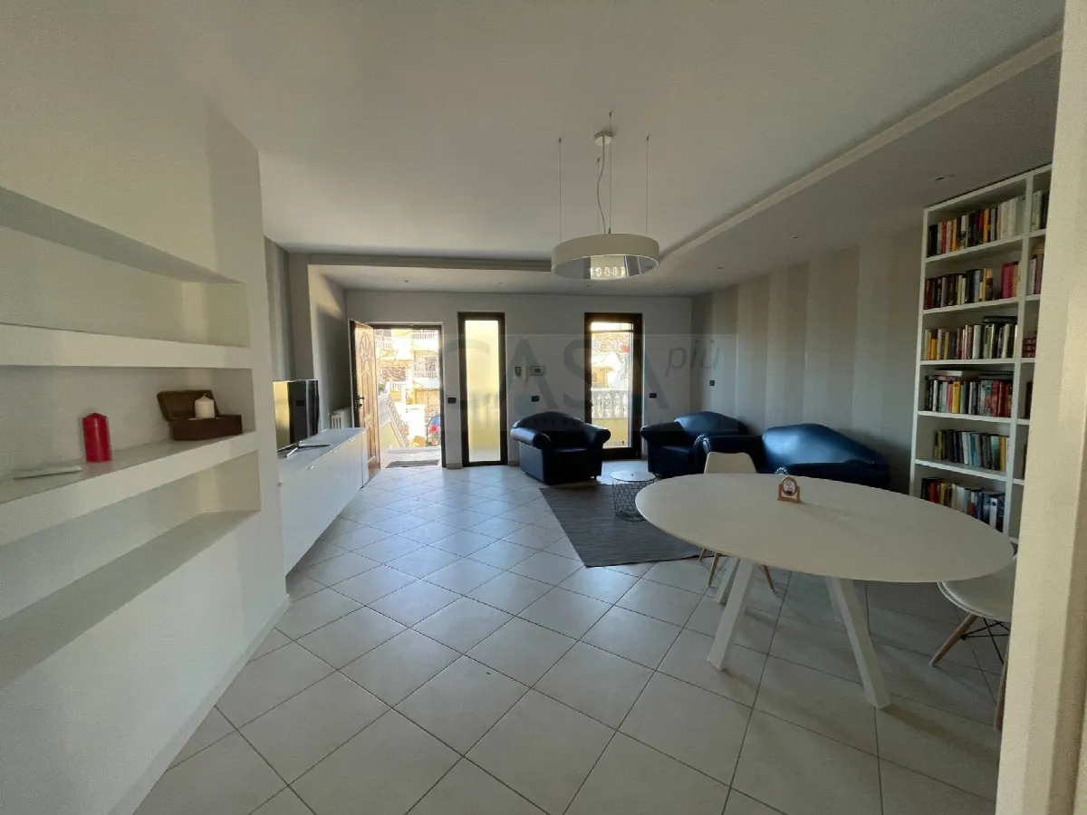 Appartamento in vendita a Nereto, Parignano - foto 1