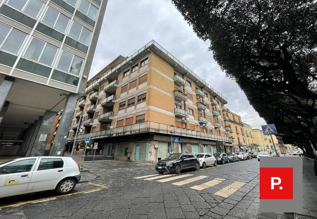 Appartamento in vendita a Caserta, Centro - foto 2
