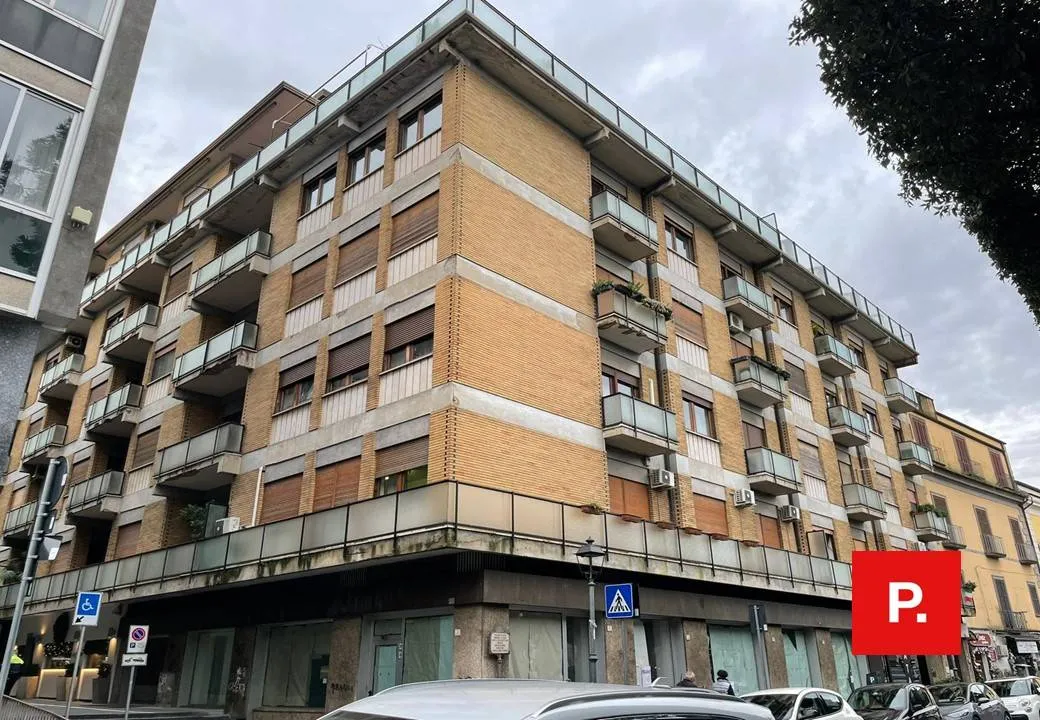 Appartamento in vendita a Caserta, Centro - foto 4