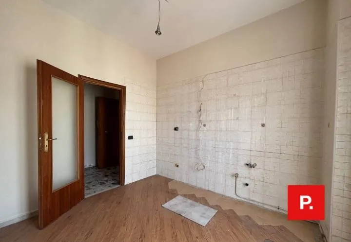 Appartamento in vendita a Caserta, Centro - foto 2
