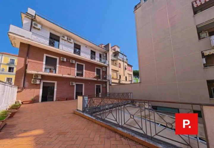 Appartamento in vendita a Caserta, Centro - foto 1