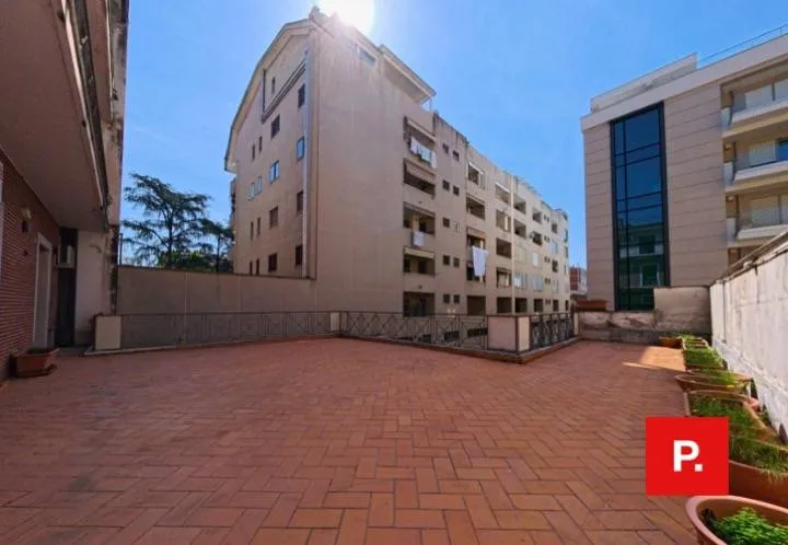 Appartamento in vendita a Caserta, Centro - foto 4