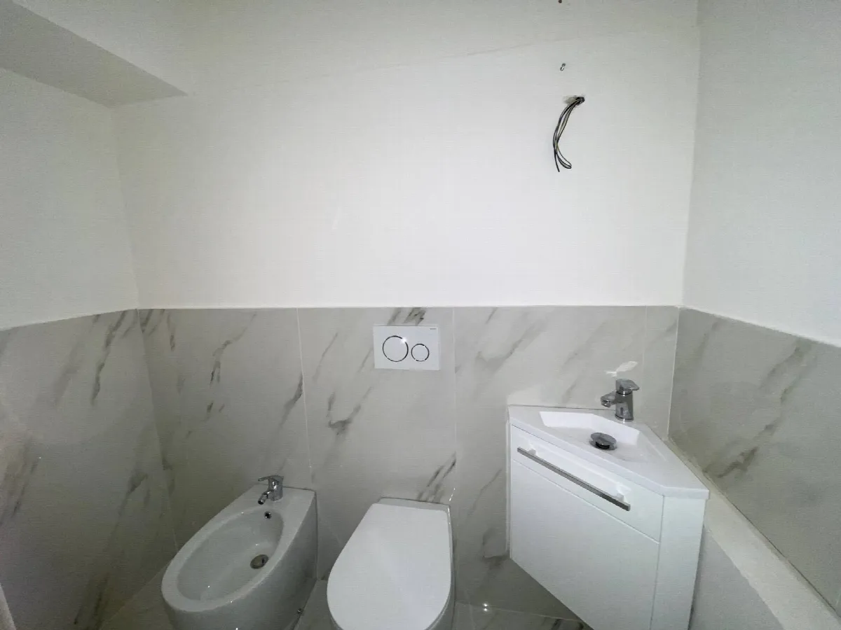 Appartamento in vendita a Viareggio, Centro - foto 5