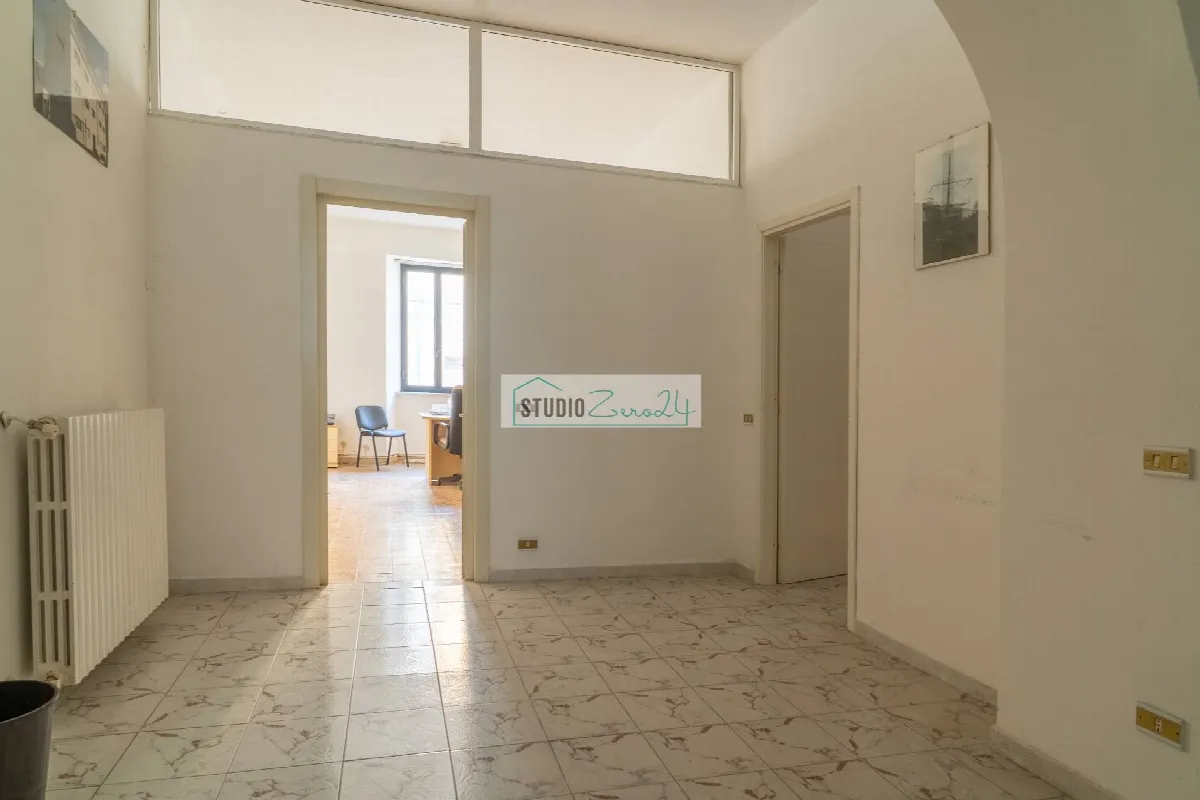 Appartamento in vendita a Massa, Centro storico - foto 3